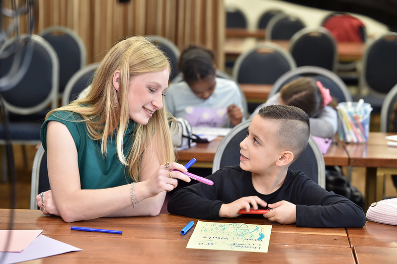 teach english in israel